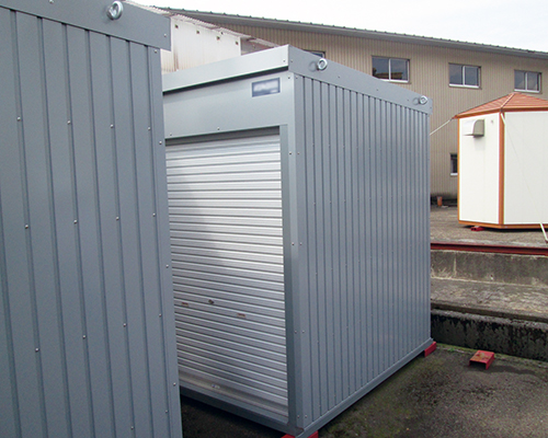 ユニットハウス外壁留めつけ